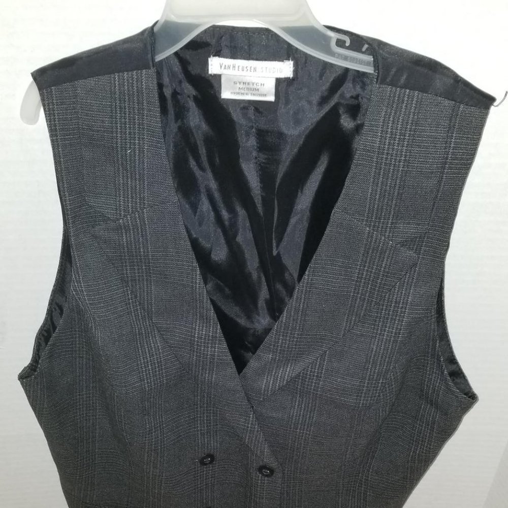 Van Heusen Studio Women's Vest - Size Medium
